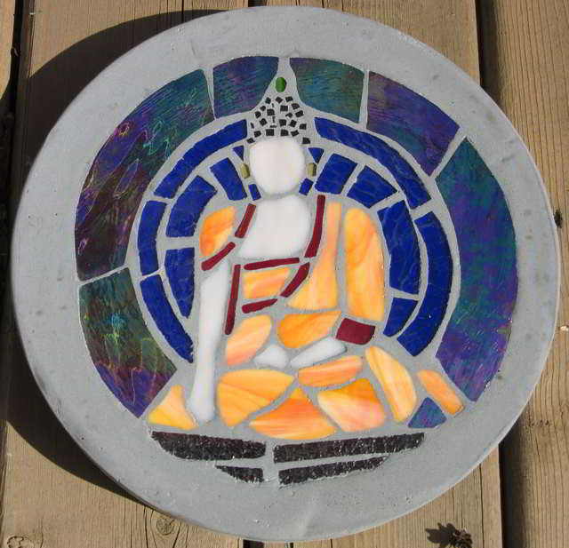 Stepping stone with a buddha